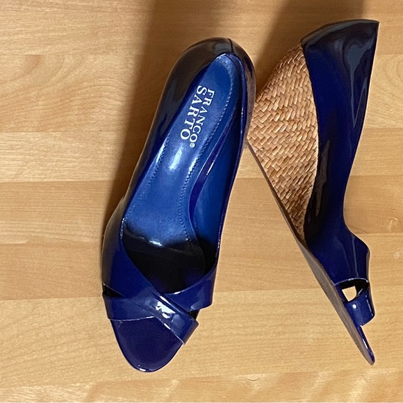 Elegant Dress Slip On Pump L Fresh Franco Sarto Royal Blue Patent Leather Wedge - Picture 1 of 10